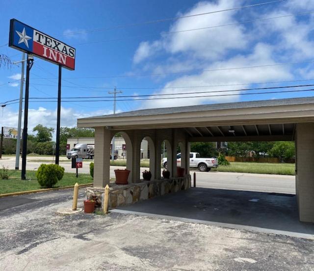 Texas Inn Seguin Exterior foto